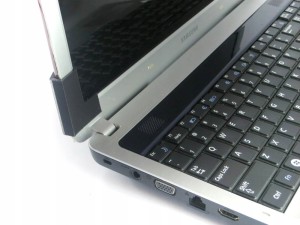 Zestaw naprawczy OBUDOWA KLAPA ZAWIAS SAMSUNG RC530 RC-530