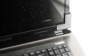 Zestaw naprawczy OBUDOWA KLAPA ZAWIAS ASUS X73S